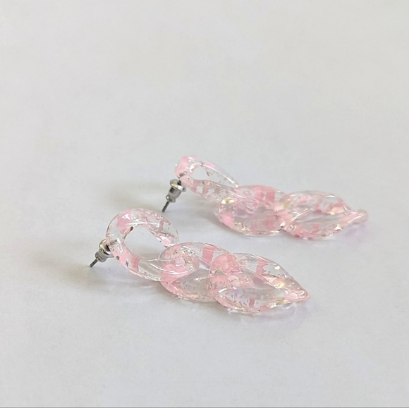 Acrylic Curb Chain Link Drop Dangle Earrings Speckled Pink Clear - Picture 4 of 6